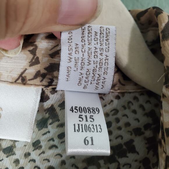 Chicos Womens Sheer Snake Animal Print Fringe Button Up Blouse Size 1 Medium - Picture 5 of 5